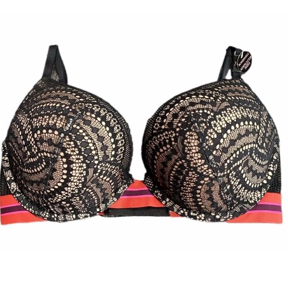 Victoria’s Secret Bombshell Plunge padded adds 2 cups lace bra black beige